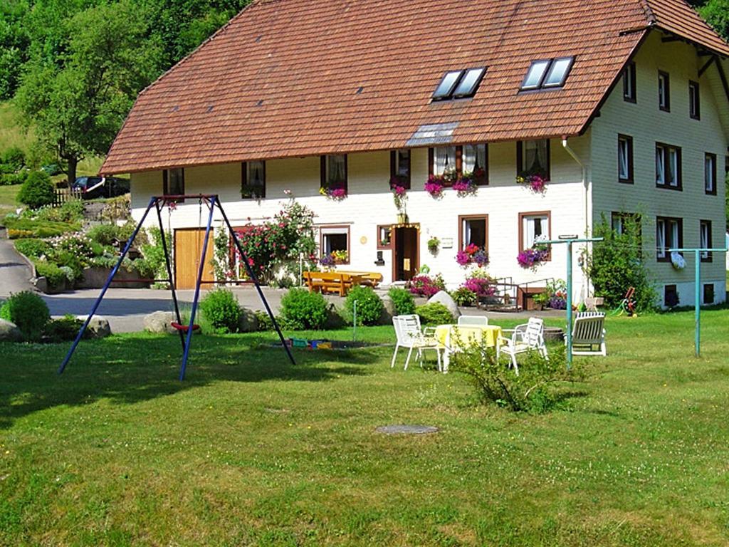 Country Style Flat With Garden Apartment Triberg im Schwarzwald Екстериор снимка